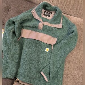 CARHARTT women’s size medium pullover